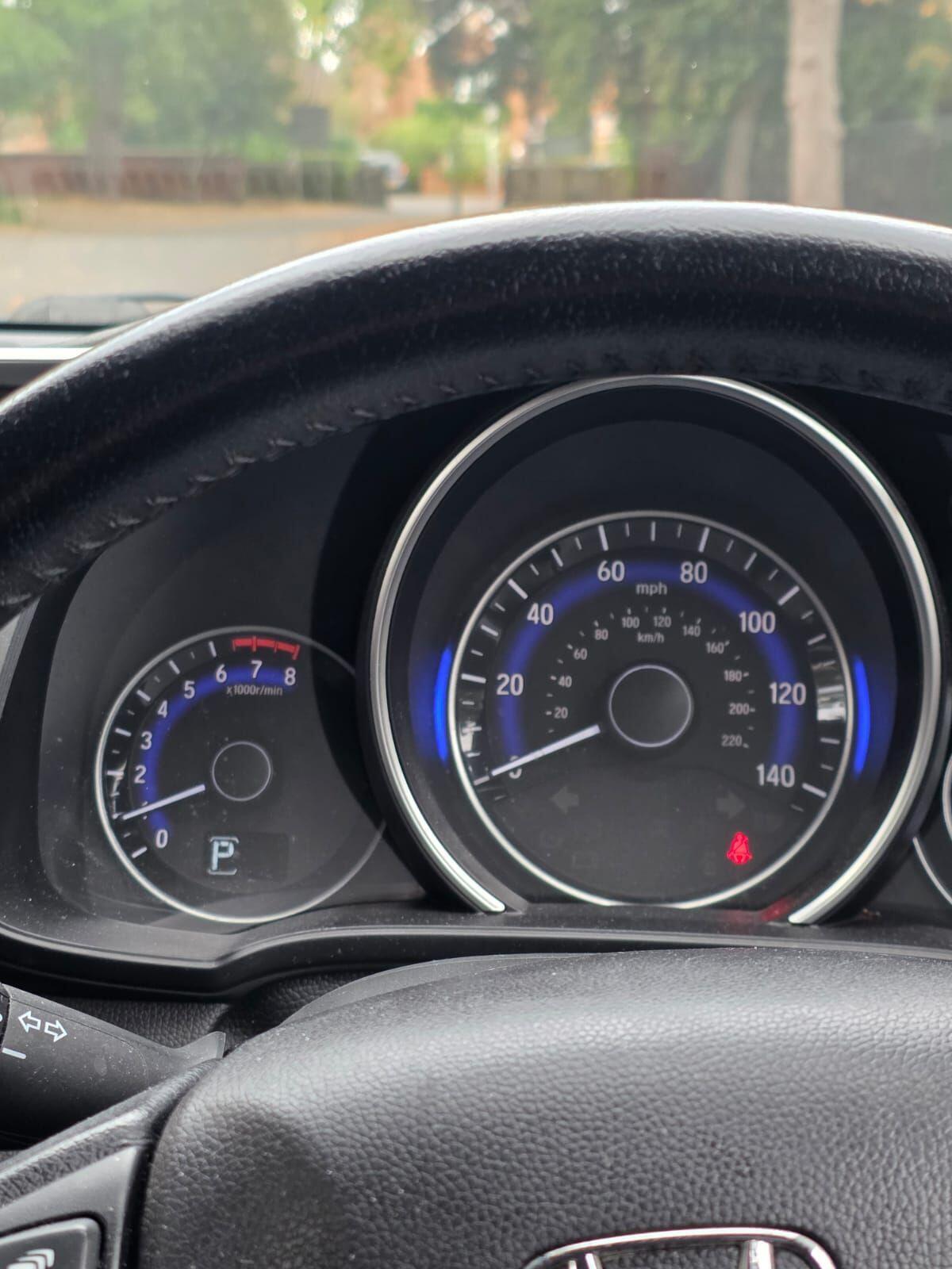 2016 Honda Jazz — photo 35